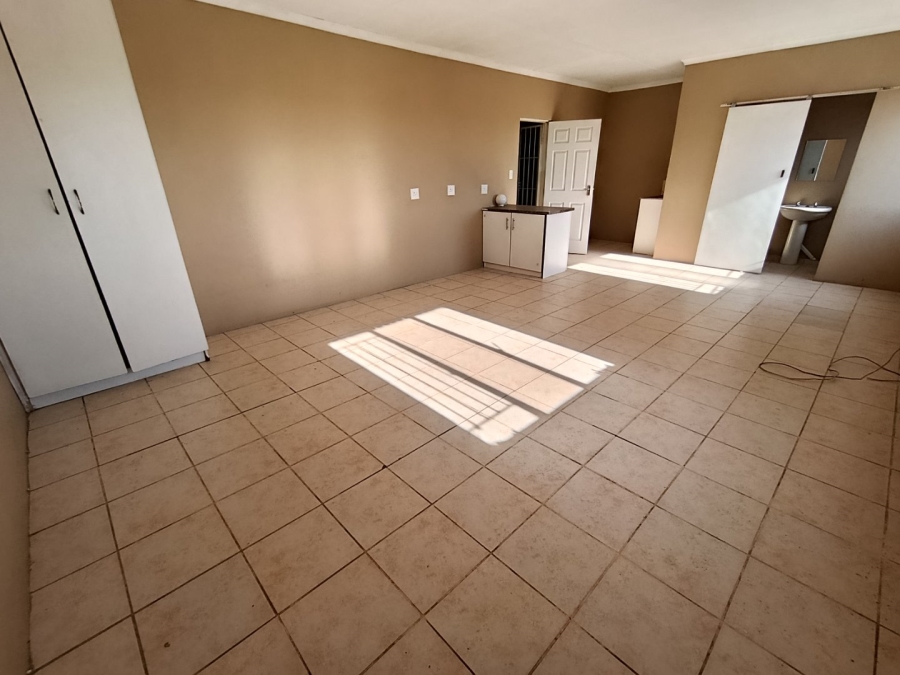  Bedroom Property for Sale in Heidedal Free State